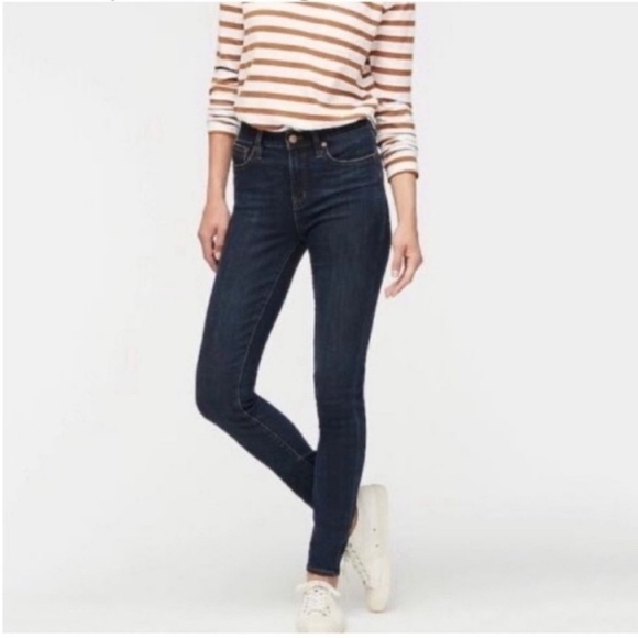 J Crew 9" HIGH RISE toothpick jean in Point Lake wash Sz 27 - Picture 1 of 9